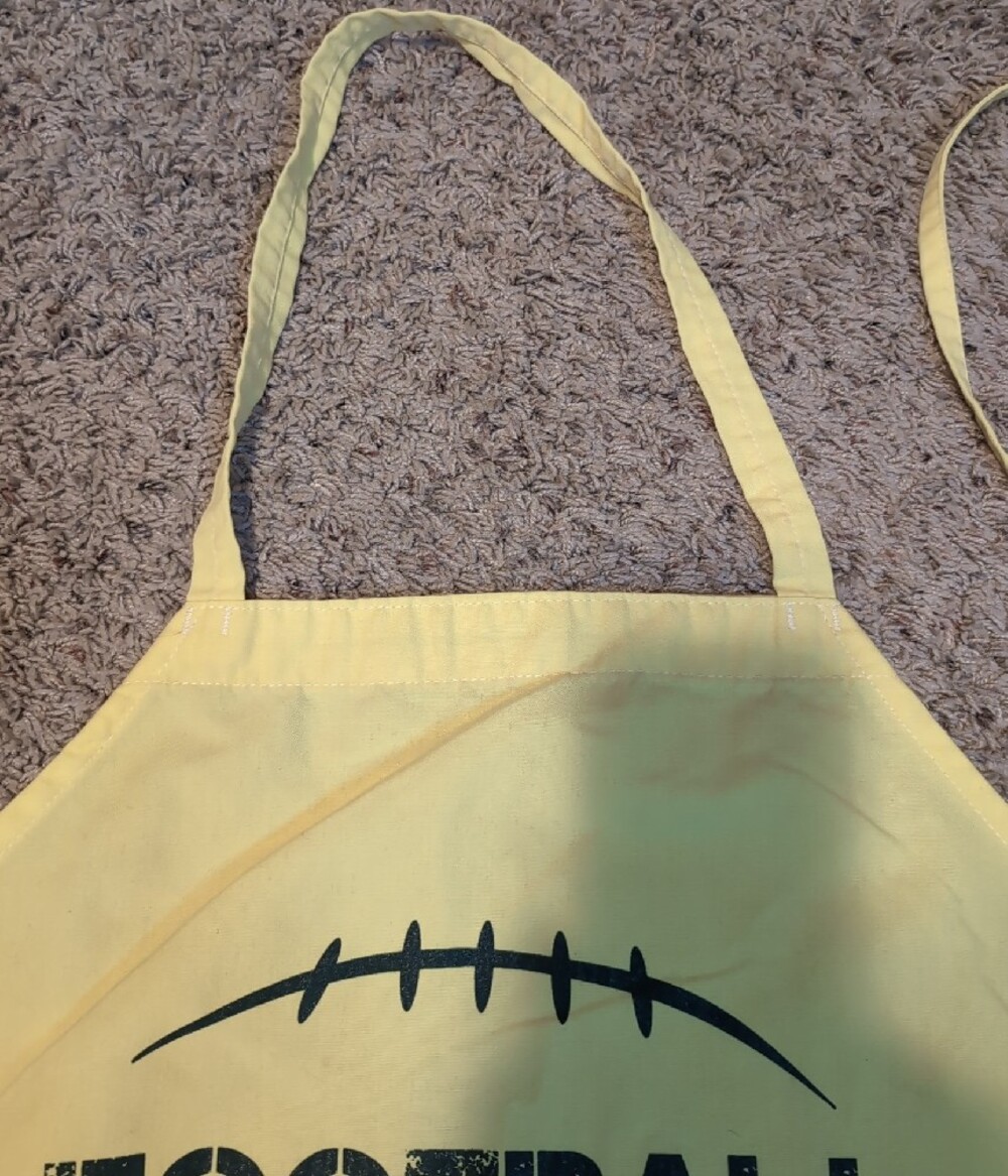 Green Bay Packer Yellow Football Cooking Chef Apron 'Football Is My Drug' - Picture 4 of 4